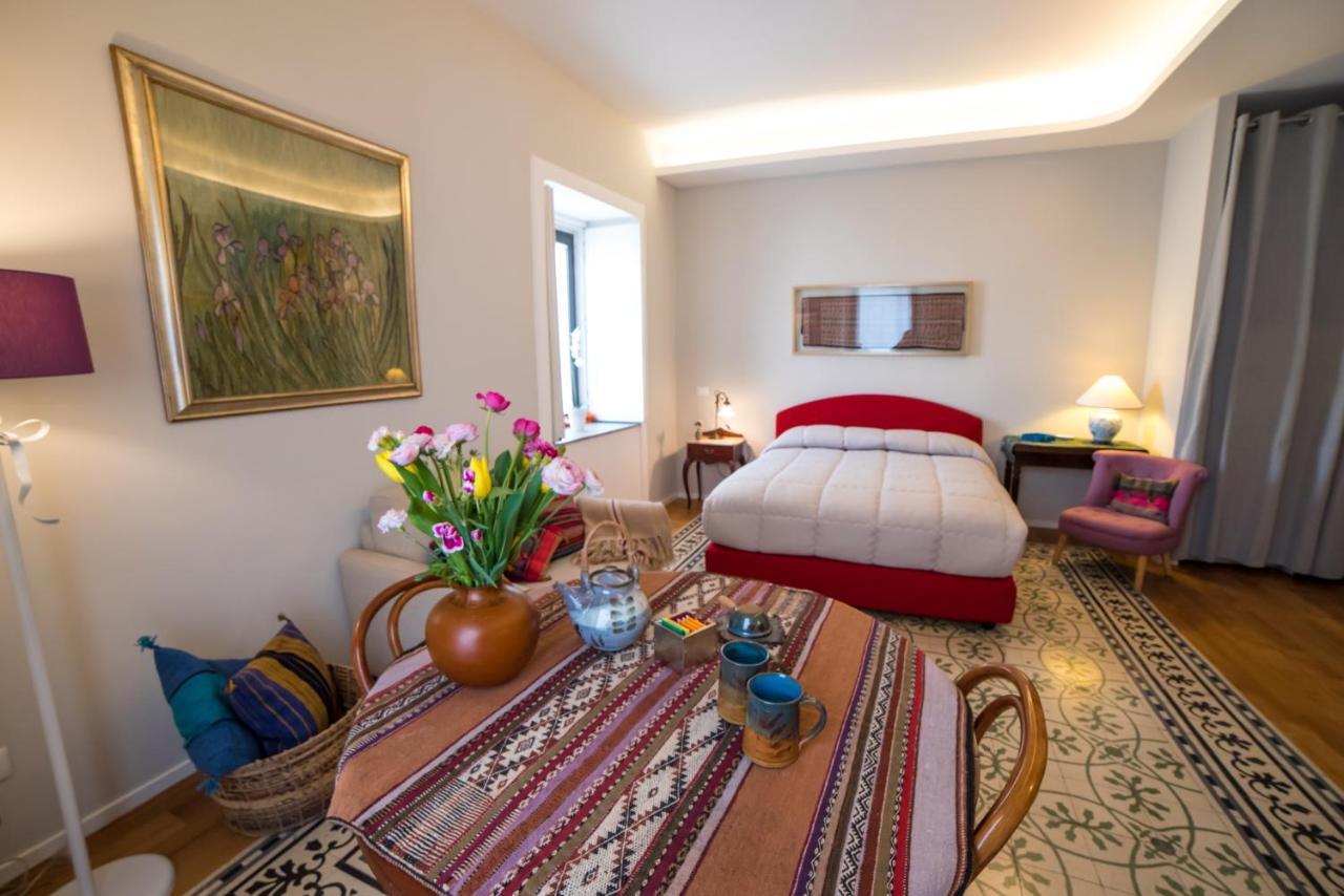 Apartament Le Rondini Della Pietrasanta Neapol Zewnętrze zdjęcie