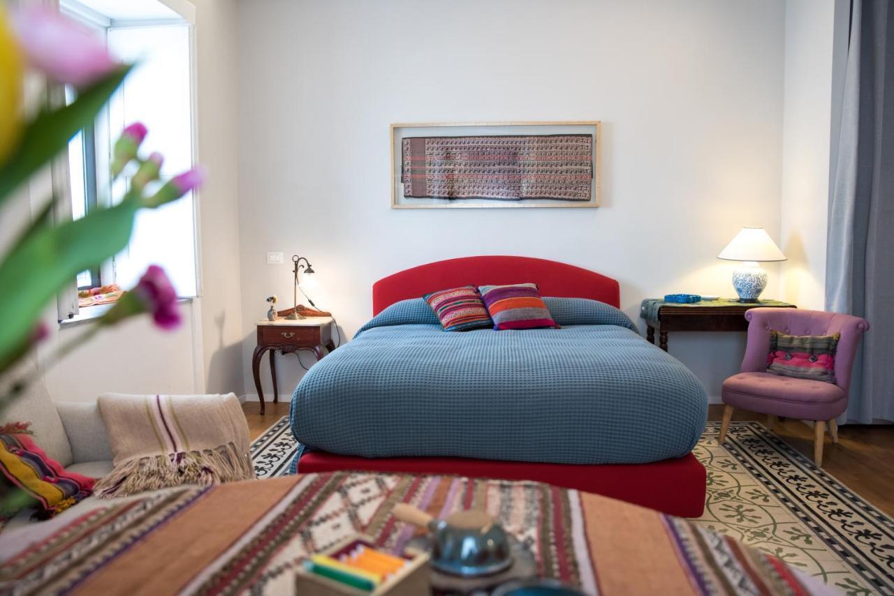 Apartament Le Rondini Della Pietrasanta Neapol Zewnętrze zdjęcie