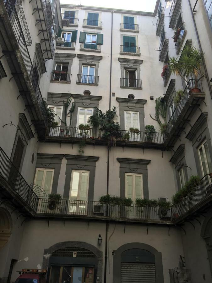 Apartament Le Rondini Della Pietrasanta Neapol Zewnętrze zdjęcie